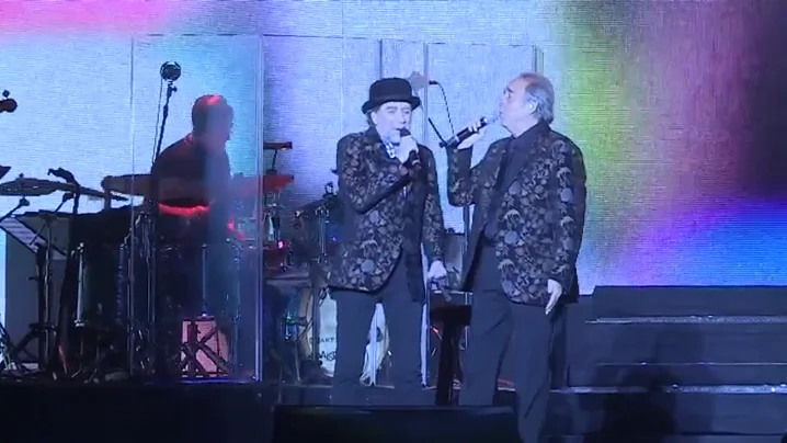 sabina y serrat