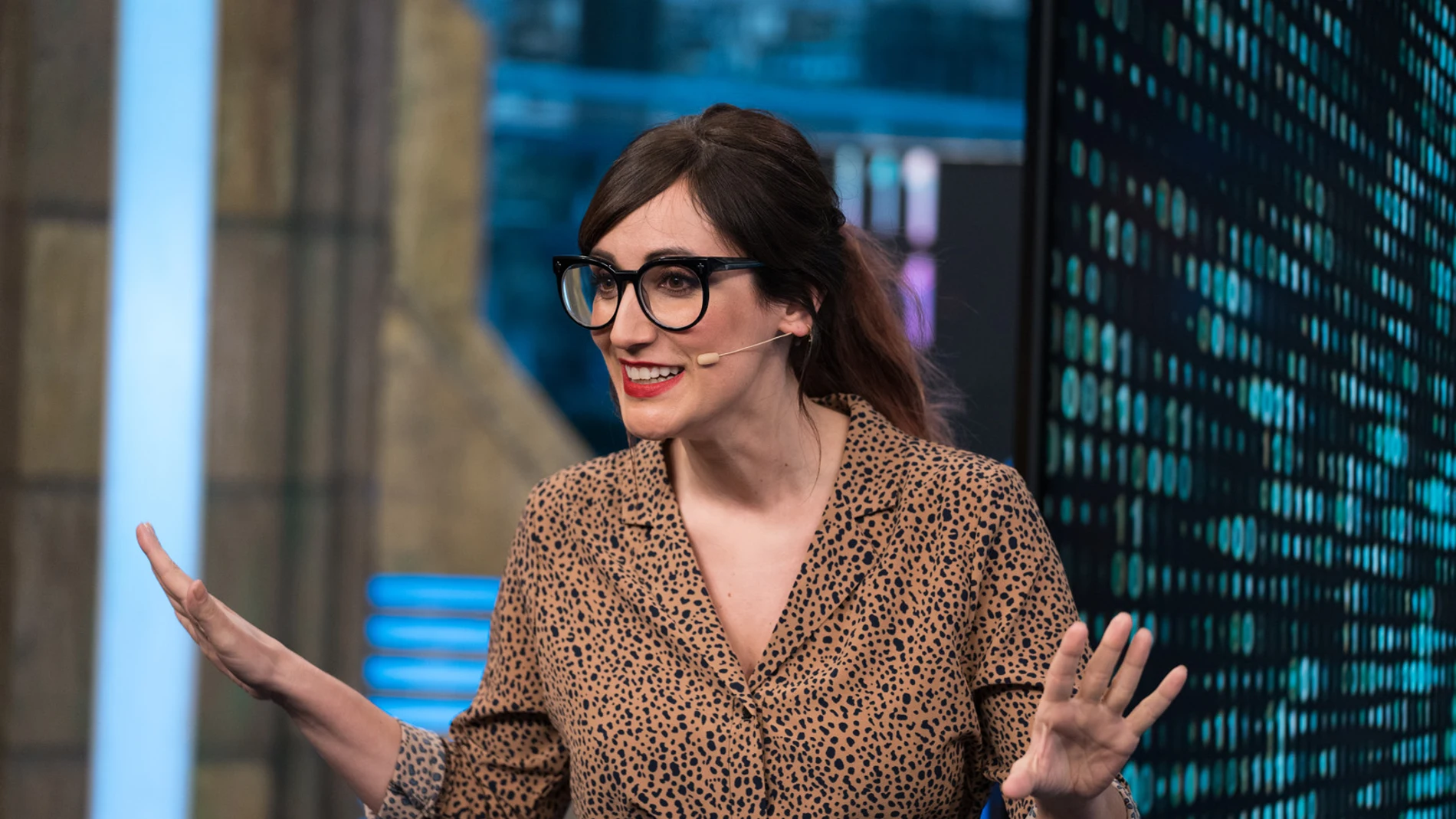 Ana Morgade sorprende a Quim Gutiérrez y Natalia Tena con el patinador más experto de internet Ana Morgade sorprende a Quim Gutiérrez y Natalia Tena con el patinador más experto de internet