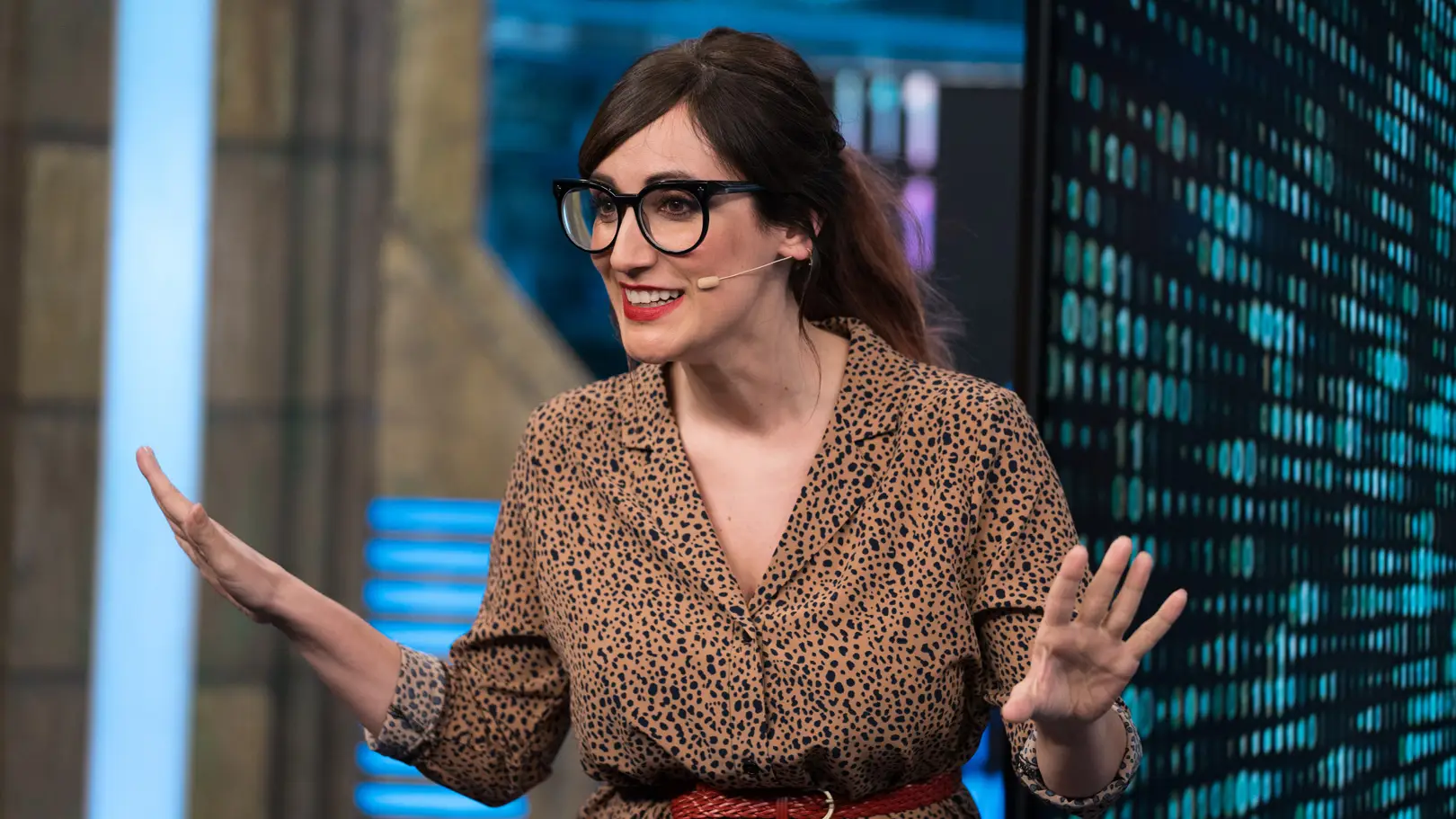 Ana Morgade sorprende a Quim Guti&eacute;rrez y Natalia Tena con el patinador m&aacute;s experto de internet