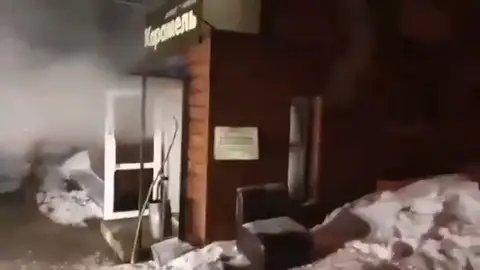 Mueren quemadas cinco personas en Rusia al inundarse un hotel con el agua de la calefacción Mueren quemadas cinco personas en Rusia al inundarse un hotel con el agua de la calefacción