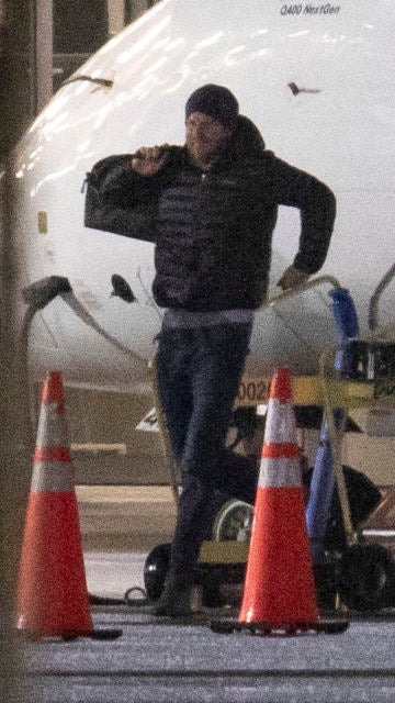 El príncipe Harry, sonriente justo antes de reunirse con Meghan y Archie 