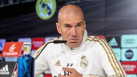 Zinedine Zidane, en rueda de prensa Zinedine Zidane, en rueda de prensa