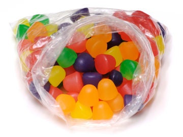 Bolsa de plástico con gominolas y chuches