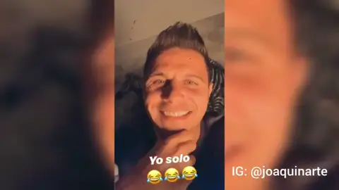 Nueva noche de insomnio de Joaquín y genial batería de chistes Nueva noche de insomnio de Joaquín y genial batería de chistes