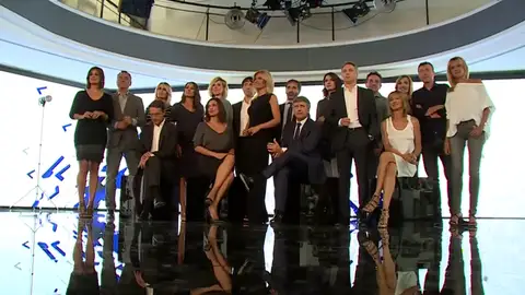 Hoy somos más líderes gracias al intenso trabajo a lo largo de tres décadas Hoy somos más líderes gracias al intenso trabajo a lo largo de tres décadas
