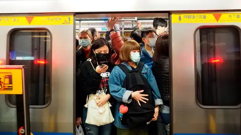 Cierran la ciudad de Wuhan en China por el coronavirus Cierran la ciudad de Wuhan en China por el coronavirus