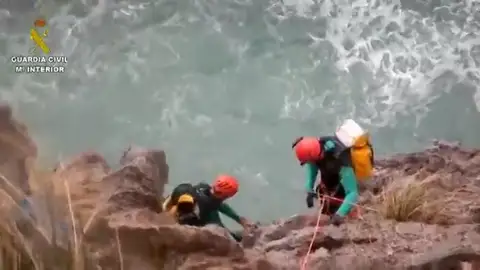 Buscan a un vecino de Palma desaparecido mientras practicaba barranquismo en Fornalutx en pleno temporal Buscan a un vecino de Palma desaparecido mientras practicaba barranquismo en Fornalutx en pleno temporal