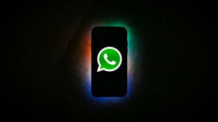Modo oscuro de WhatsApp