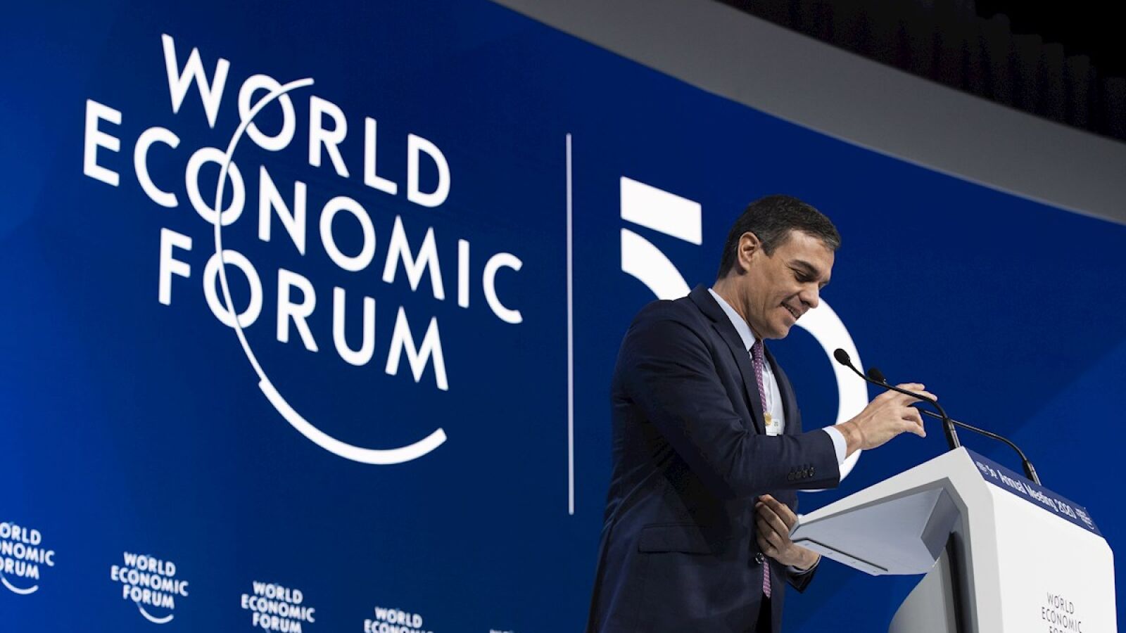 Pedro Sánchez promete en Davos rigor en las cuentas, pero con redistribución de la riqueza