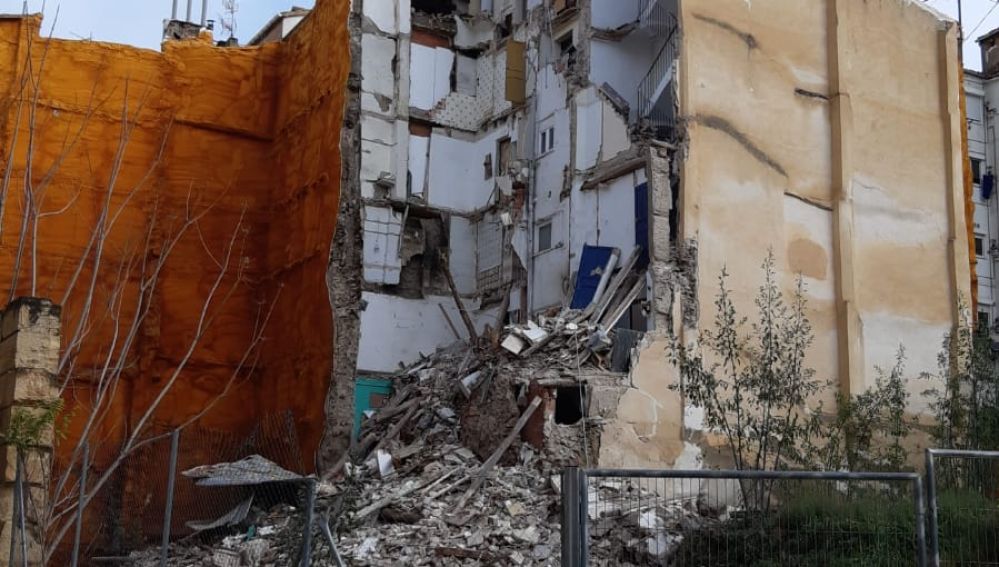 Una mujer muere en el derrumbe de un edificio de Alcoy, en Alicante