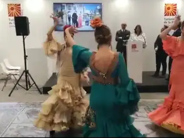 Bailaoras de sevillanas en Fitur 2020 Bailaoras de sevillanas en Fitur 2020