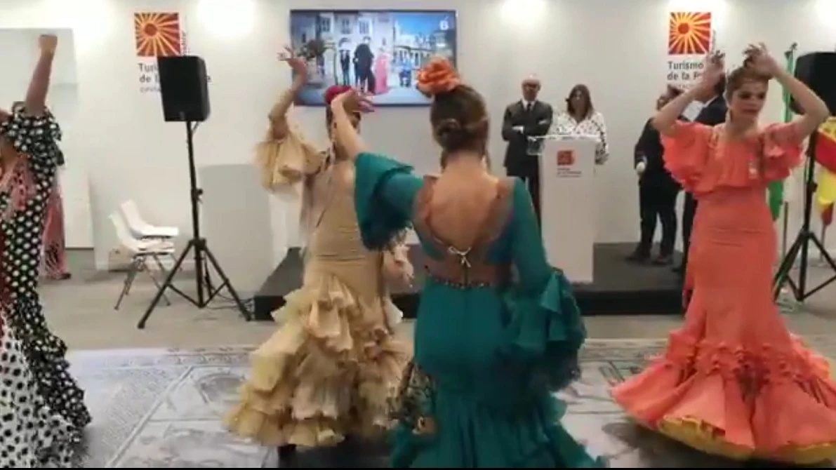 Bailaoras de sevillanas en Fitur 2020 Bailaoras de sevillanas en Fitur 2020