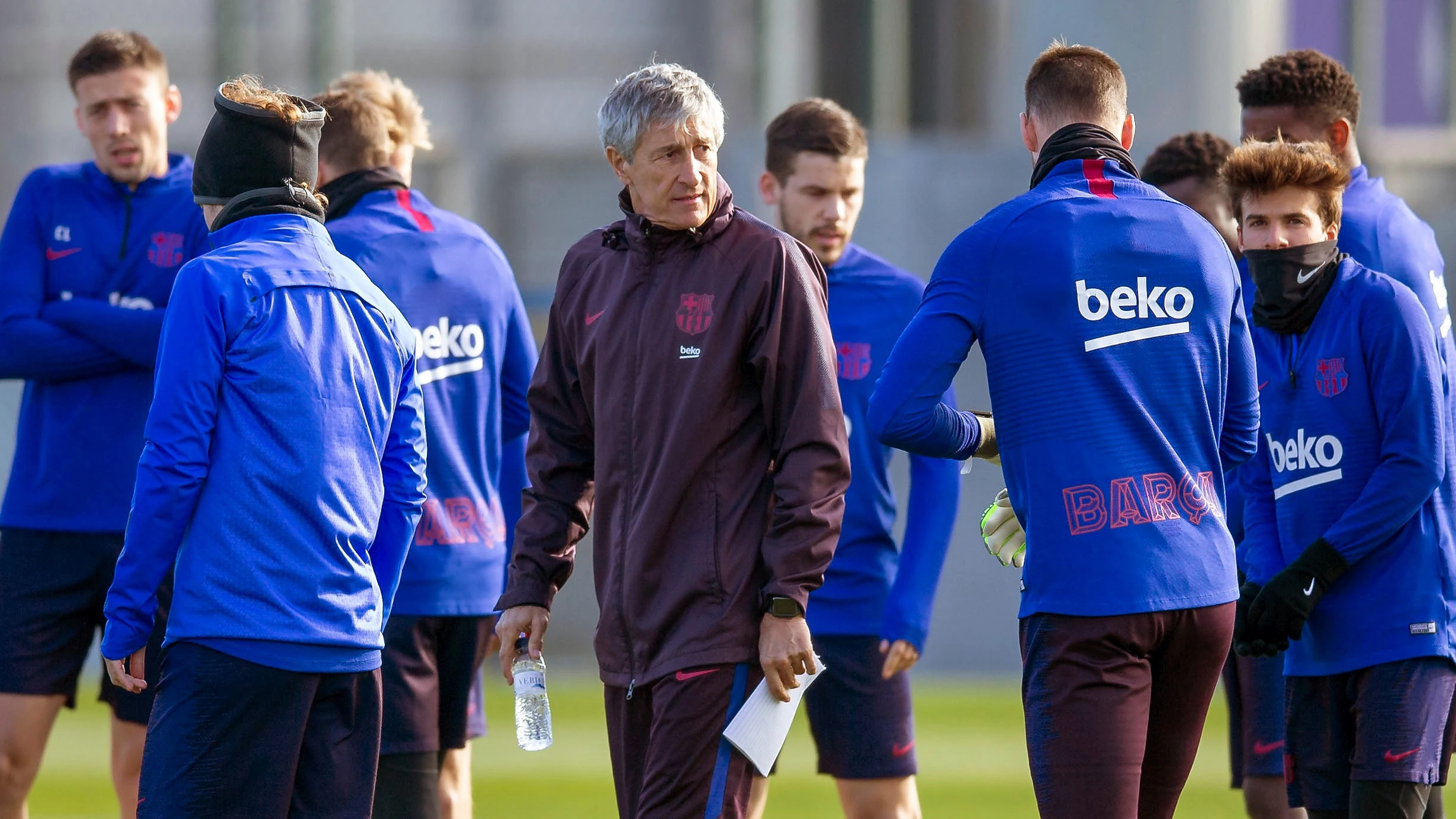 Quique Seti&eacute;n, en un entrenamiento del Barcelona