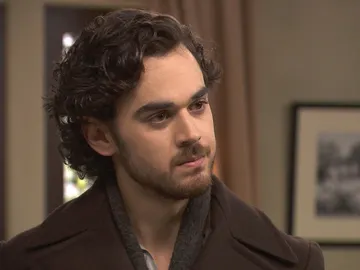 Matías aclara sus sentimientos hacia Alicia Matías aclara sus sentimientos hacia Alicia