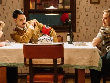 Taika Waititi, Scarlett Johansson y Roman Griffin Davis e 'Jojo Rabbit' Taika Waititi, Scarlett Johansson y Roman Griffin Davis e 'Jojo Rabbit'