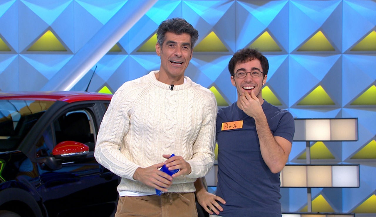 La magistral jugada de Raúl en 'La ruleta de la suerte' para resolver el panel final La magistral jugada de Raúl en 'La ruleta de la suerte' para resolver el panel final