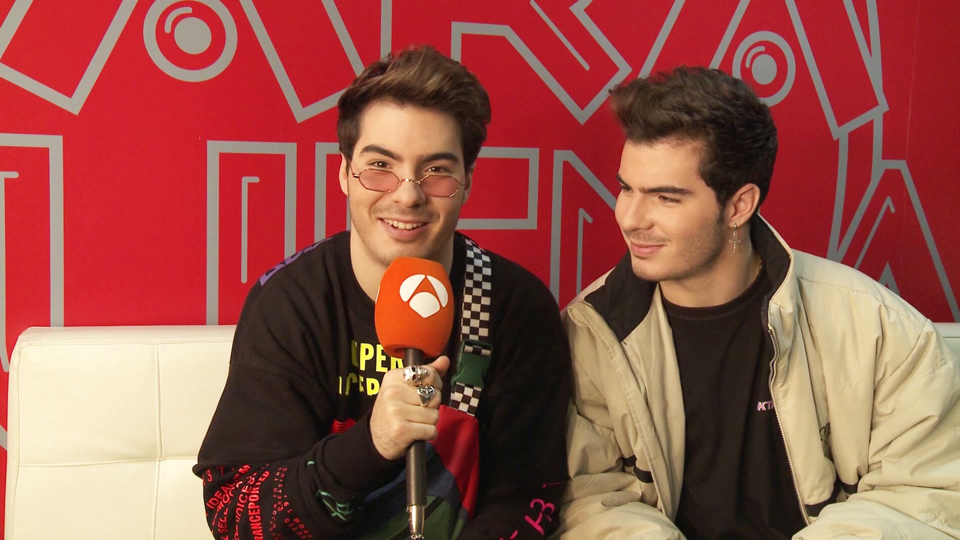 Jes&uacute;s Oviedo, de Gemeliers, asume el reto de ser Becky G: "Mi hermano aparece diez segundos"