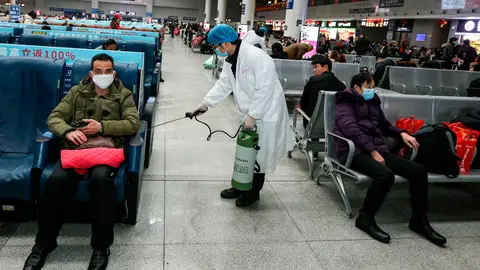 China intenta controlar el peor brote de coronavirus desde el inicio de la pandemia en Wuham China intenta controlar el peor brote de coronavirus desde el inicio de la pandemia en Wuham