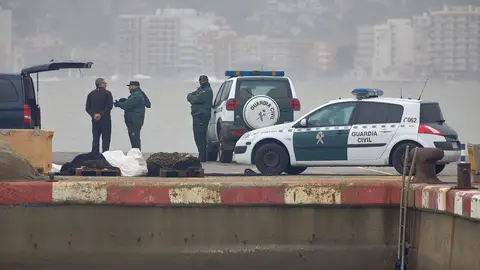 Agentes en el Puerto de Palamós Agentes en el Puerto de Palamós