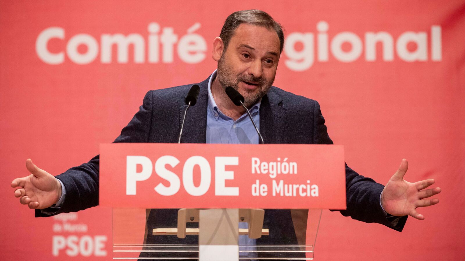 Jose Luis Ábalos reconoce que se vio con la 'número dos' de Maduro pero sin ningún 