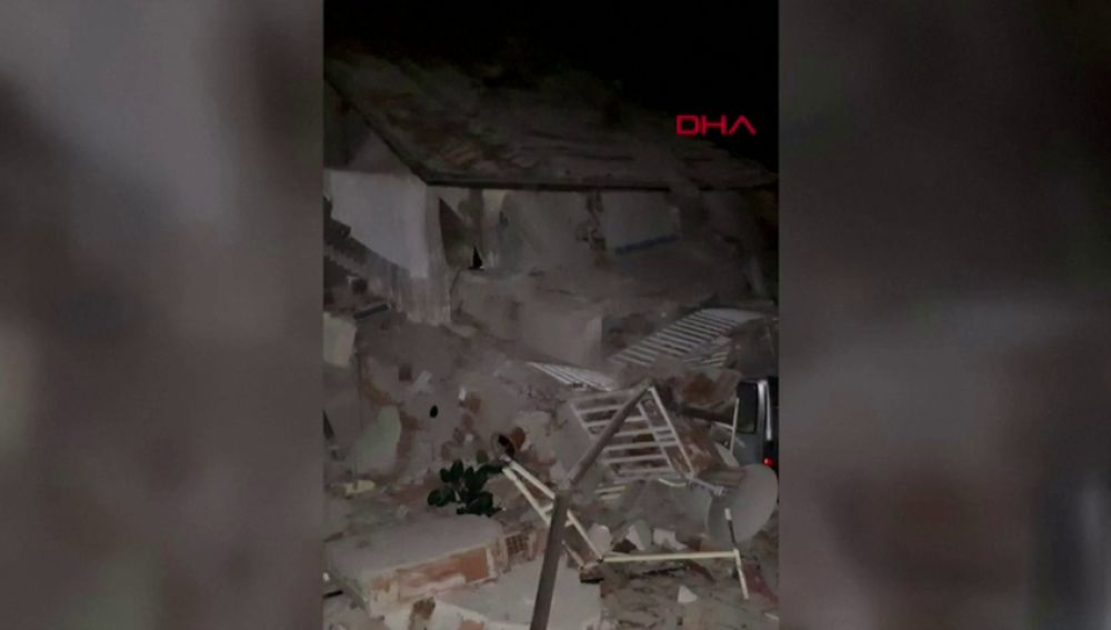 Registran un terremoto de magnitud 6.7 en Doganyol, Turquía