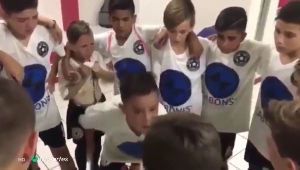 La espectacular arenga de un niño que emociona a Argentina: "¡No quiero perder a ninguno de ustedes porque son mis hermanos!"
