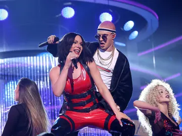 Gemeliers perrean al ritmo de ‘Mayores’ como Becky G y Bad Bunny Gemeliers perrean al ritmo de ‘Mayores’ como Becky G y Bad Bunny