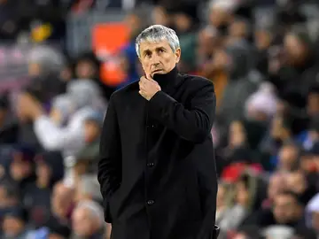 Quique Setién, durante un partido del Barça Quique Setién, durante un partido del Barça