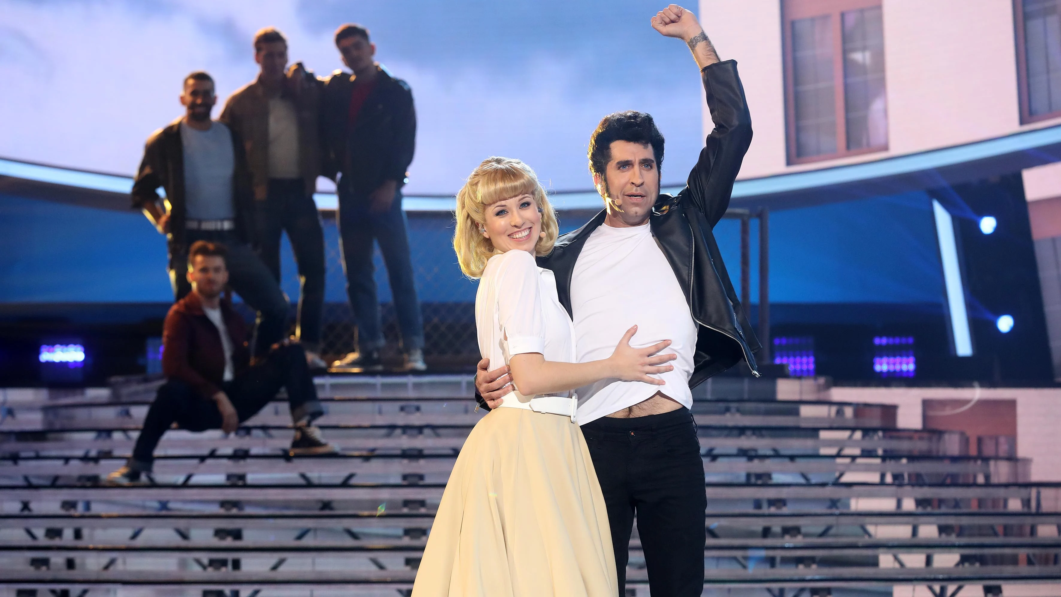Mario Vaquerizo y Eva Soriano conquistan como John Travolta y Olivia Newton - John en ‘Summer nights’ Mario Vaquerizo y Eva Soriano conquistan como John Travolta y Olivia Newton - John en ‘Summer nights’