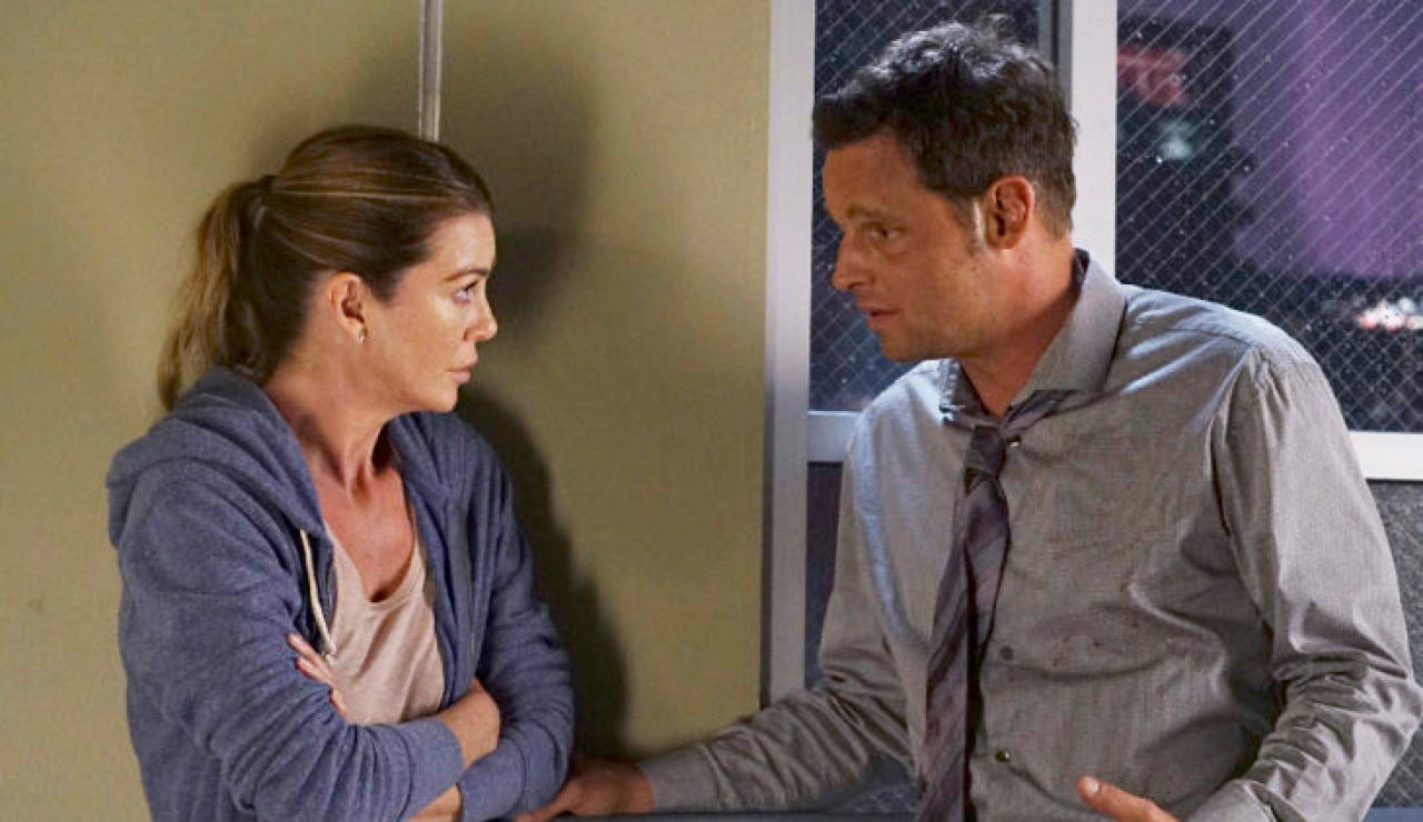 Alex Karev (Justin Chambers) y Meredith (Ellen Pompeo) en 'Anatomía de Grey'
