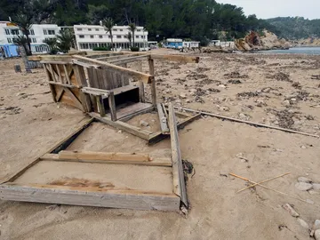 Encuentran un cadáver en Sant Vicent Encuentran un cadáver en Sant Vicent