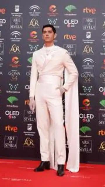 Eduardo Casanova en los premios Goya 2020 Eduardo Casanova en los premios Goya 2020