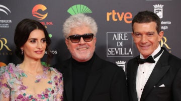 Penélope Cruz, Pedro Almodóvar y Antonio Banderas Penélope Cruz, Pedro Almodóvar y Antonio Banderas
