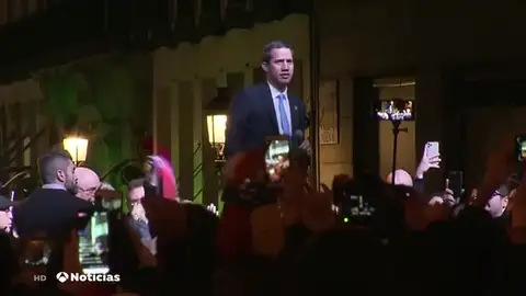 Juan Guaidó asegura a los venezolanos residentes en España que "pronto estaremos juntos de nuevo" Juan Guaidó asegura a los venezolanos residentes en España que "pronto estaremos juntos de nuevo"