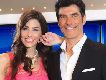 Laura Moure y Jorge Fernández, presentadores de 'La ruleta de la suerte' Laura Moure y Jorge Fernández, presentadores de 'La ruleta de la suerte'