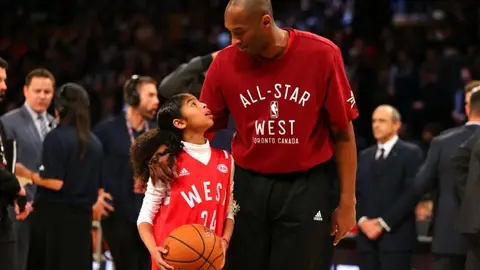 Kobe Bryant con su hija Kobe Bryant con su hija