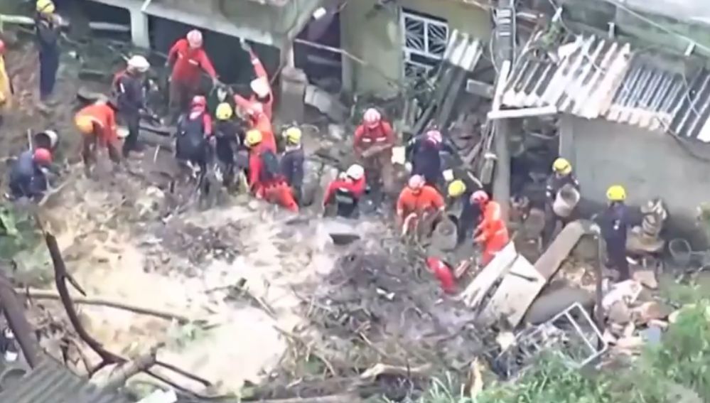 Al menos 44 muertos por lluvias torrenciales en Brasil 