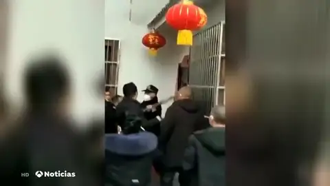 CHINOS CHINOS