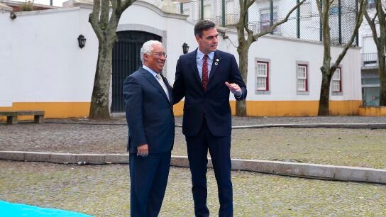 Pedro S&aacute;nchez, con el primer ministro de Portugal, Antonio Costa