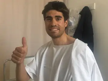 Imagen de Mikel Landa en el hospital tras ser atropellado por un turismo Imagen de Mikel Landa en el hospital tras ser atropellado por un turismo