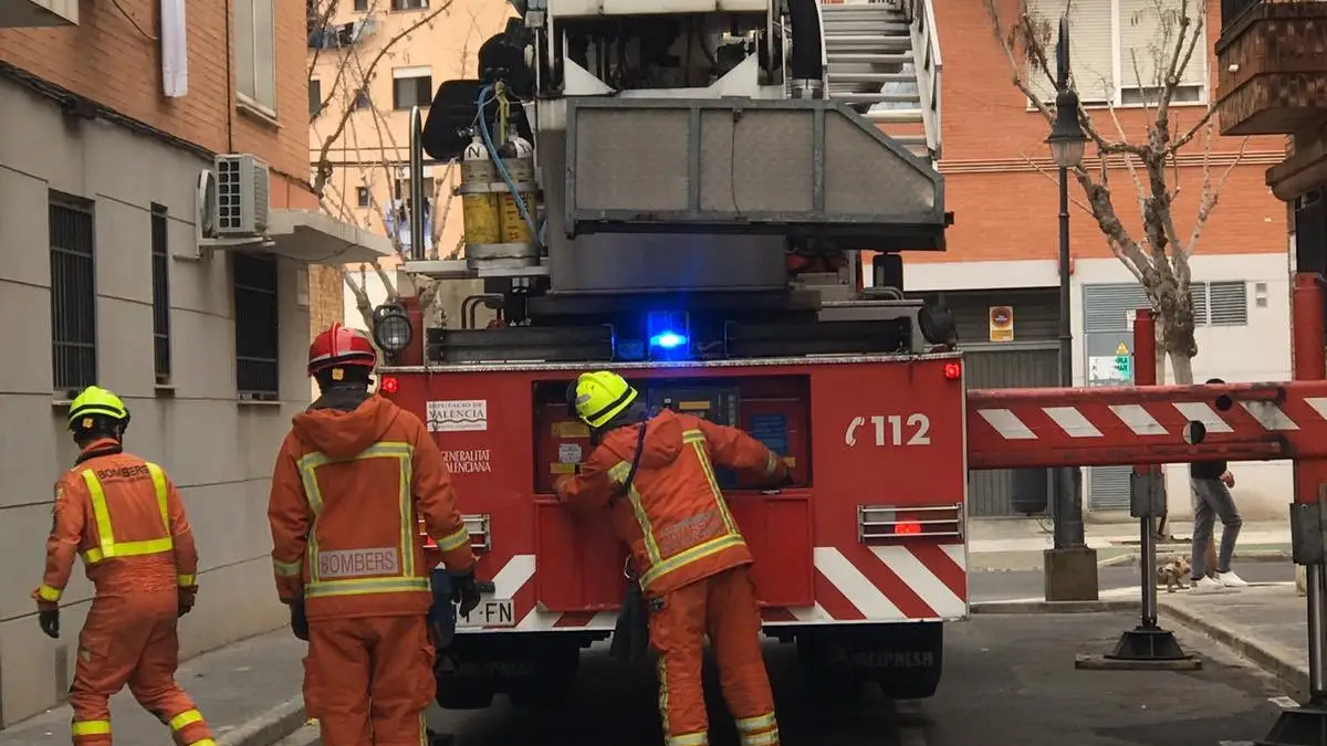 Incendia el piso de su ex pareja con ella dentro en Gandia Violencia de género