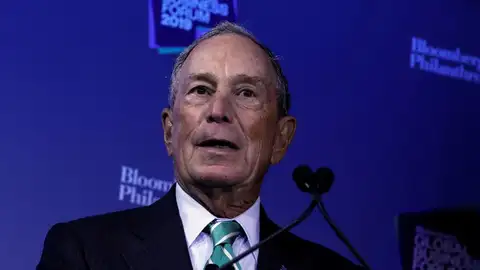 Mike Bloomberg, precandidato presidencial demócrata y exalcalde neoyorquino. Mike Bloomberg, precandidato presidencial demócrata y exalcalde neoyorquino.