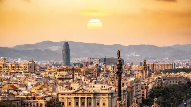 barcelona buildings city 1388030_643x397