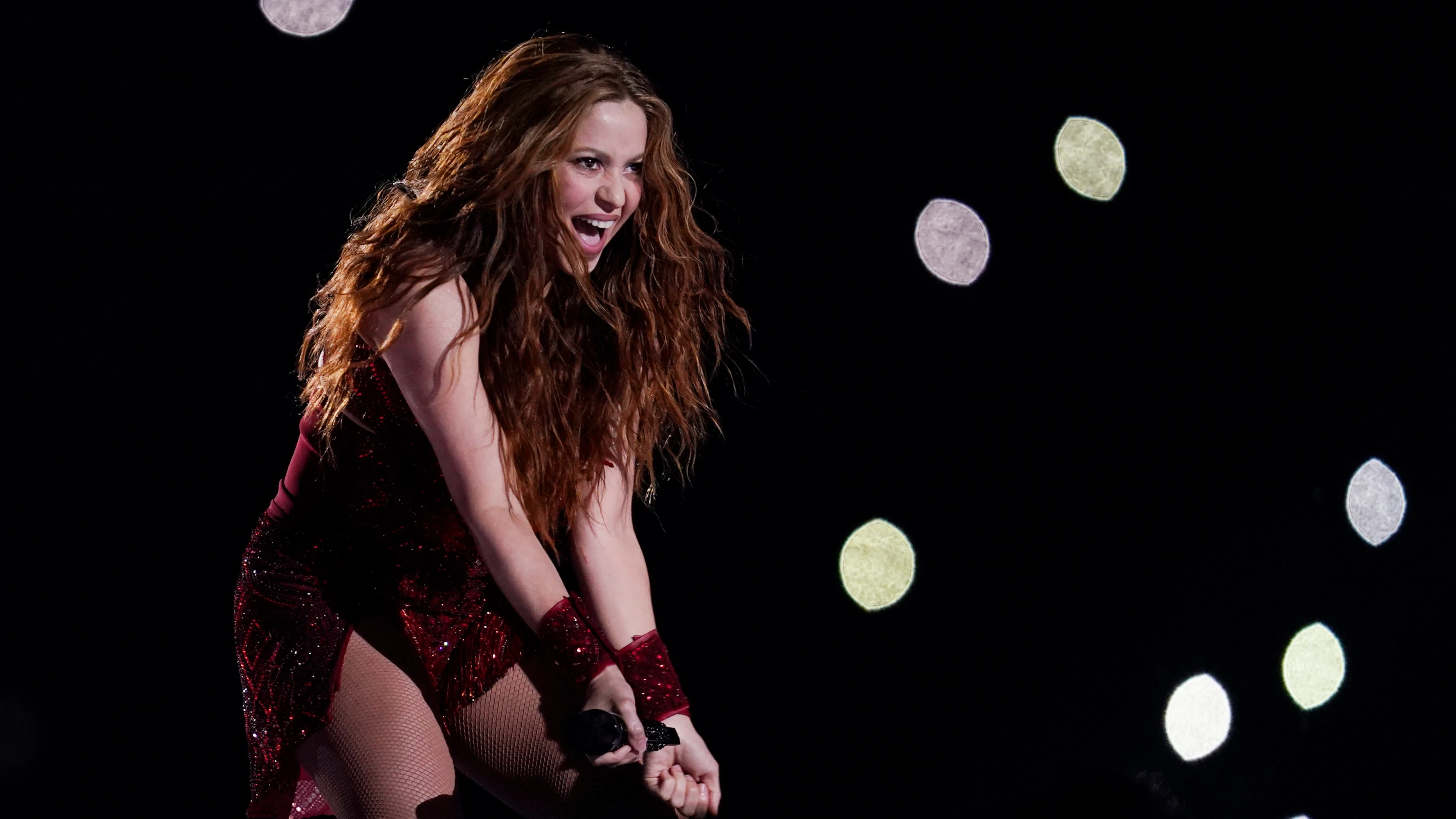 Shakira, en plena actuación en la Super Bowl Shakira, en plena actuación en la Super Bowl