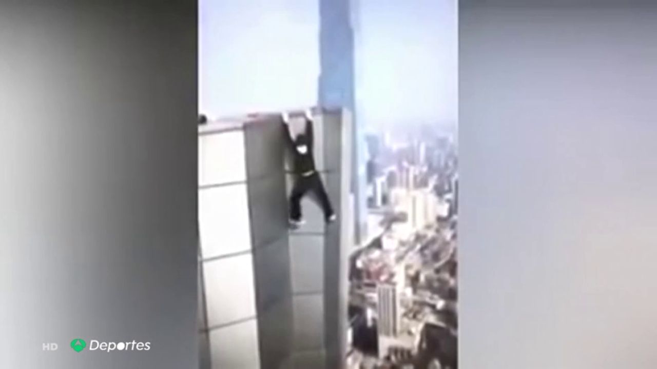 La impactante muerte de Wu Yongning tras caer de un edificio de 62 plantas