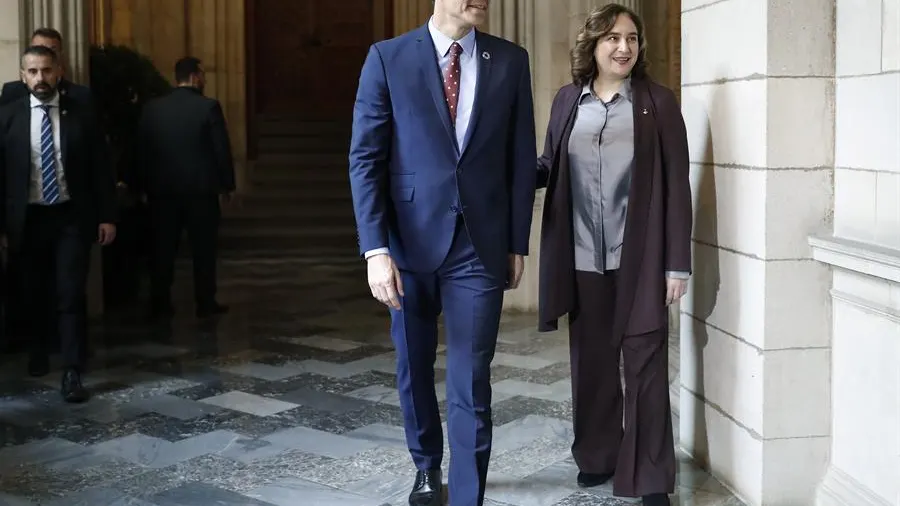 Pedro Sánchez y Ada Colau Pedro Sánchez y Ada Colau