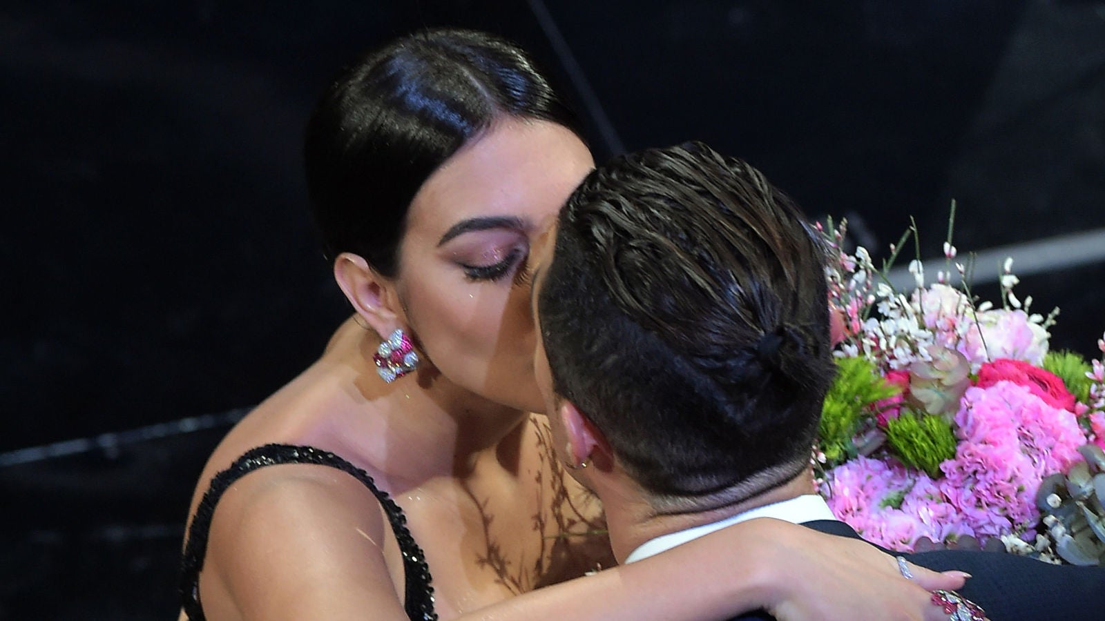 La especial felicitación de Georgina Rodríguez a Cristiano Ronaldo por su 36 cumpleaños donde desvela su mayor deseo: ''Y llegar a viejitos con la misma ilusión de hoy'' 