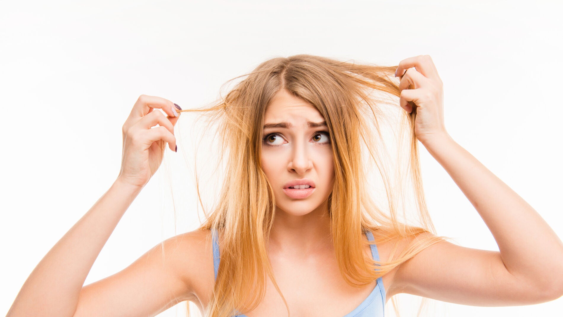 Cabello fino y quebradizo