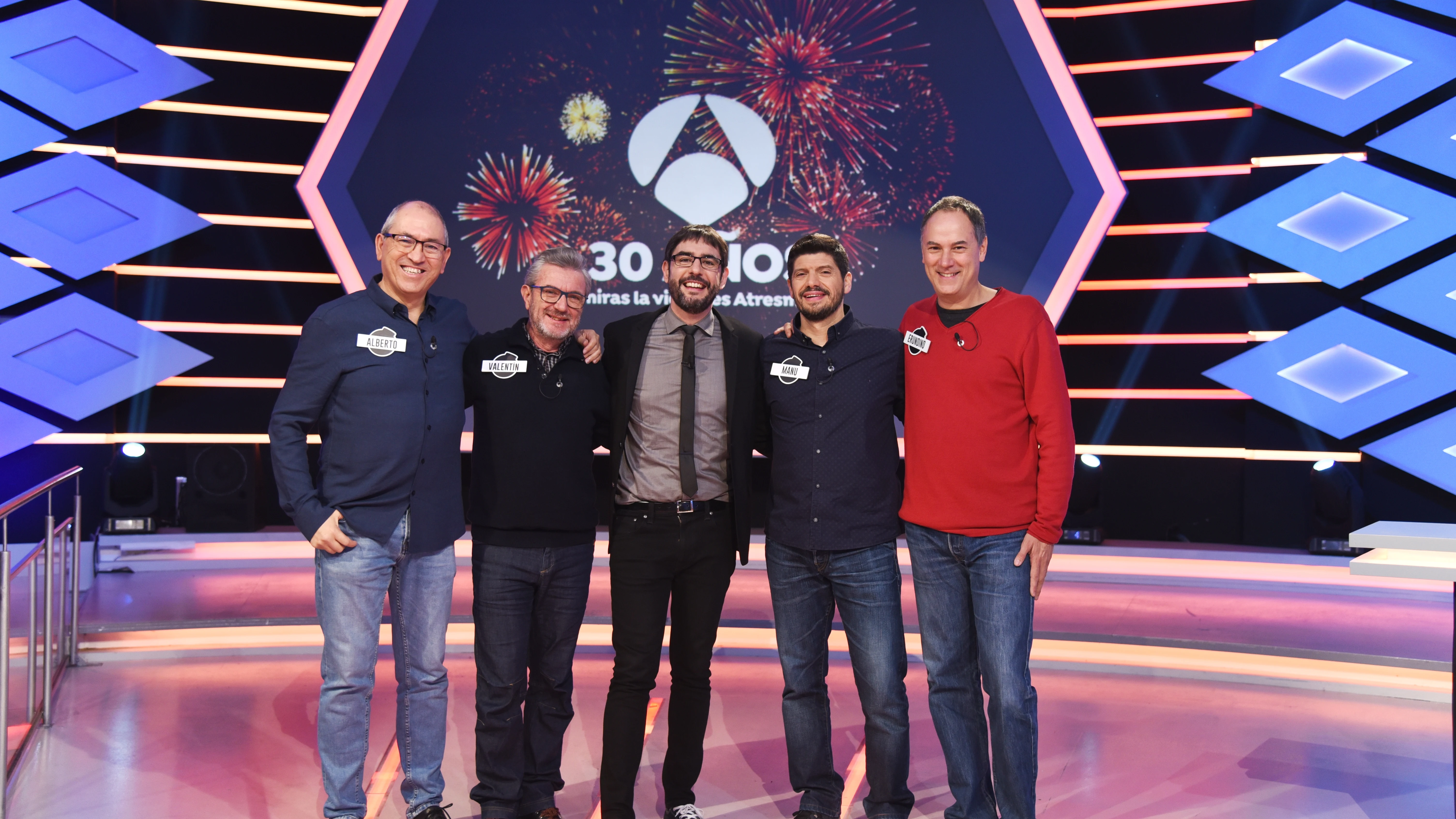 ¿Cómo les va a 'Los Lobos' tras ganar el bote de '¡Boom!'? Así se lo cuentan a Juanra Bonet ¿Cómo les va a 'Los Lobos' tras ganar el bote de '¡Boom!'? Así se lo cuentan a Juanra Bonet