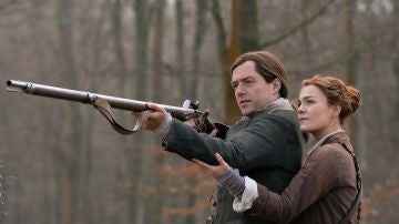 Brianna y Roger en 'Outlander' Brianna y Roger en 'Outlander'